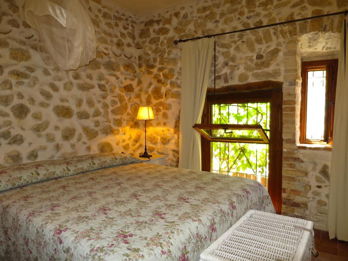 B&B Milleunapietra Romantic Guest House Ausonia Esterno foto